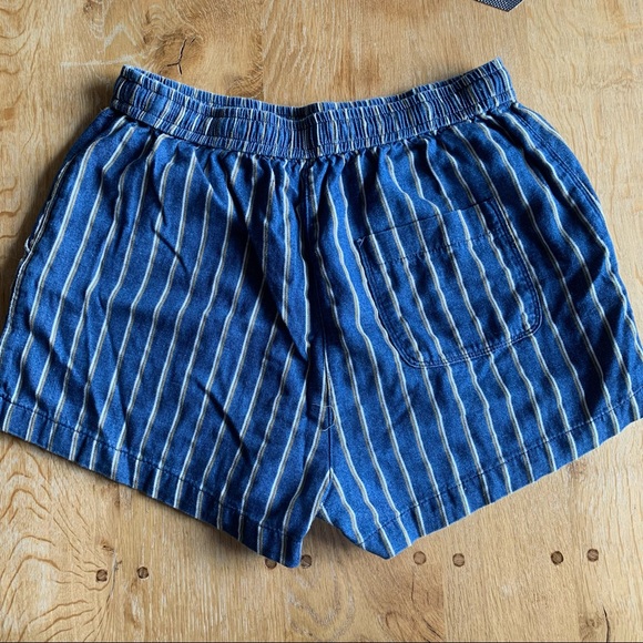 Aritzia striped shorts - Picture 5 of 6
